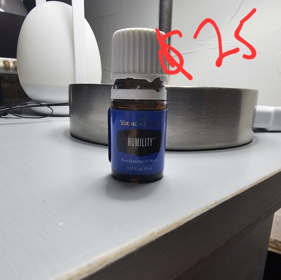 Young living essential oil Humility - Picture 1 of 2